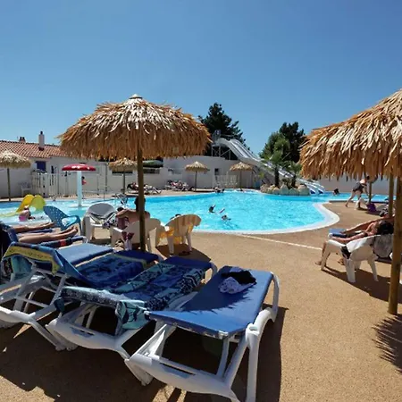 Cosy Avec Terrasse - 2 Pers. - Api-1-52-2846 Campingplatz *