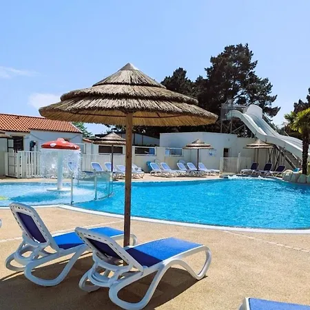 Campingplatz Cosy Avec Terrasse - 2 Pers. - Api-1-52-2846
